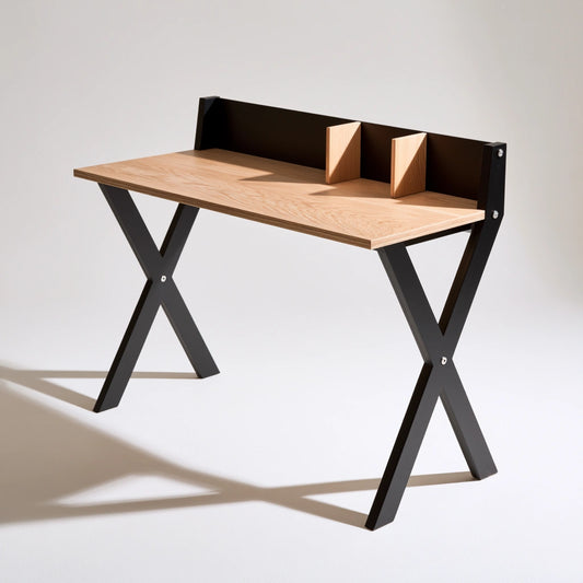 Bureau d'écriture aux lignes épurées, coloris blanc